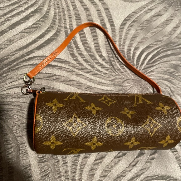 Louis Vuitton Monogram Papillon Bag with Pouch - Picture 9 of 15